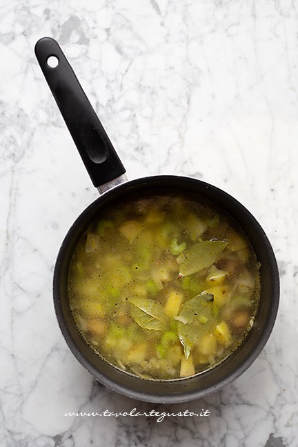 cuocere la zuppa di castagne - Ricetta di Tavolartegusto