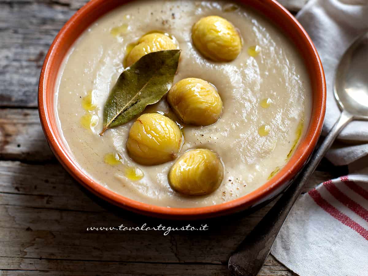 zuppa di castagne - Ricetta di Tavolartegusto