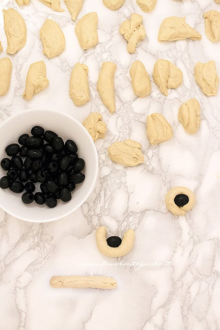 come fare l'albero di focaccia