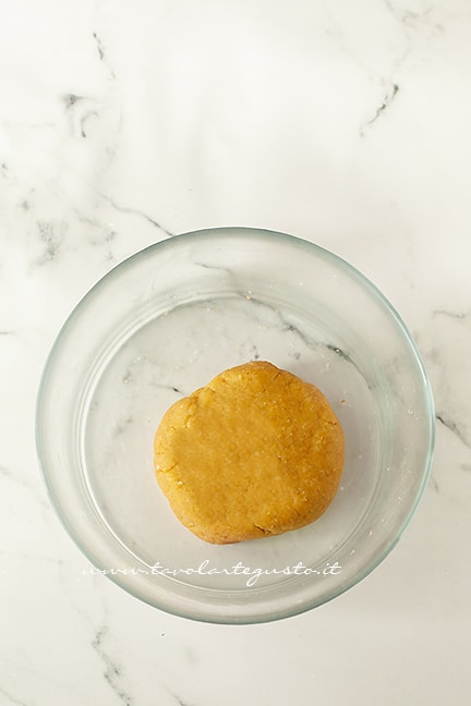 Torchietto per passatelli, Passatelli fatti in casa in un attimo! Ti aiuta  questo piccolo utensile: basta preparare l'impasto, inserirlo nel serbatoio  con applicata la trafila, By Tescoma Italia