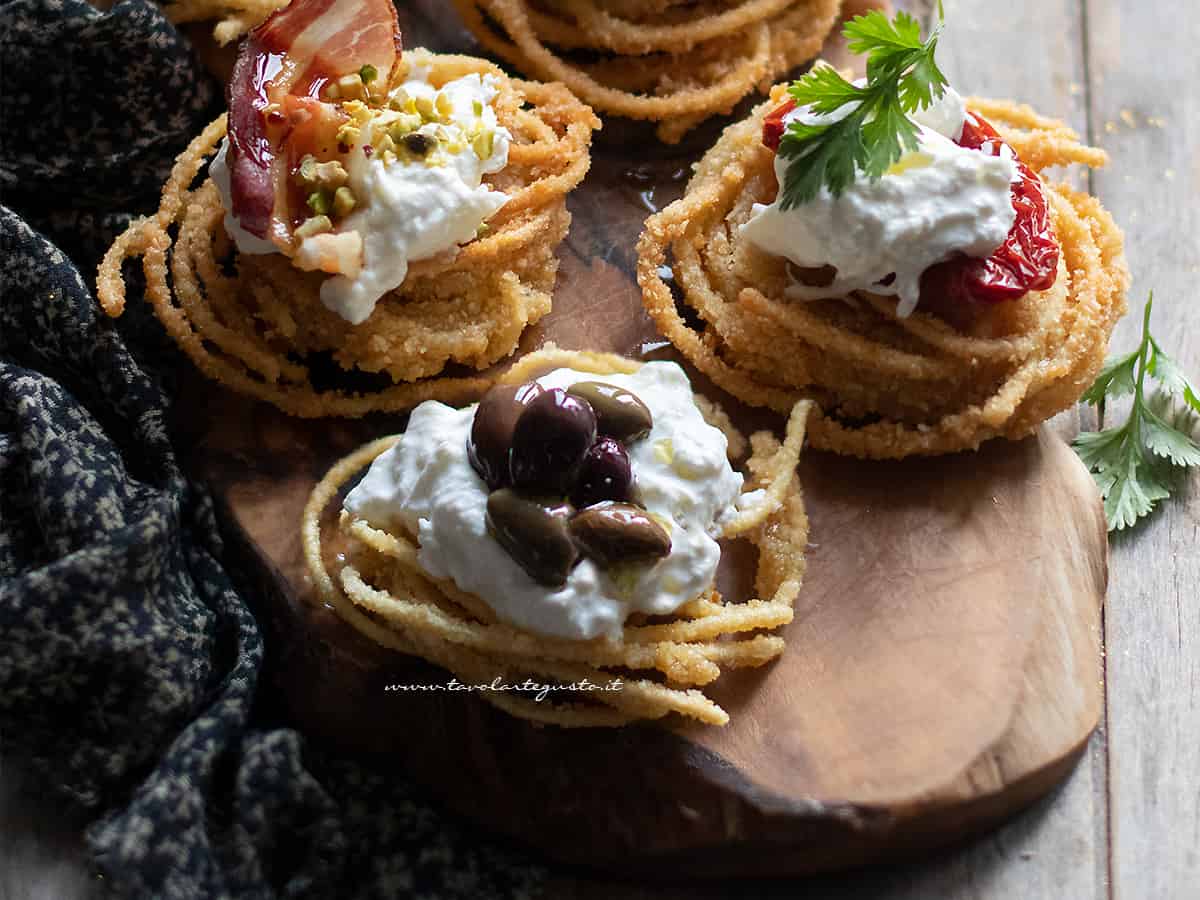 spaghetti fritti ricetta