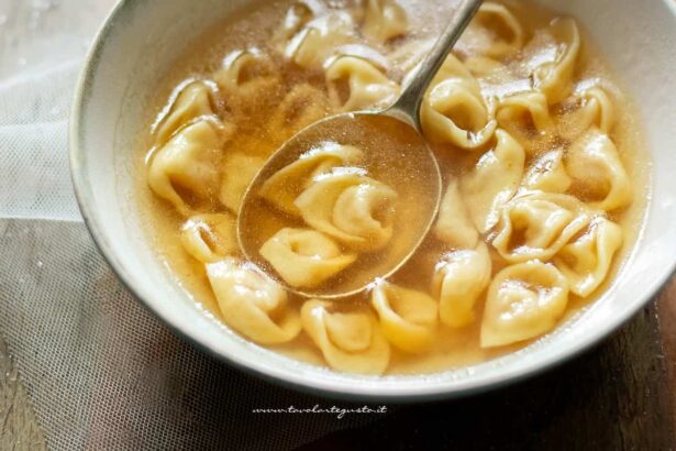 tortellini in brodo