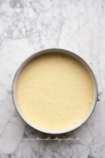 Torta al latte caldo: Ricetta originale della Hot milk sponge cake