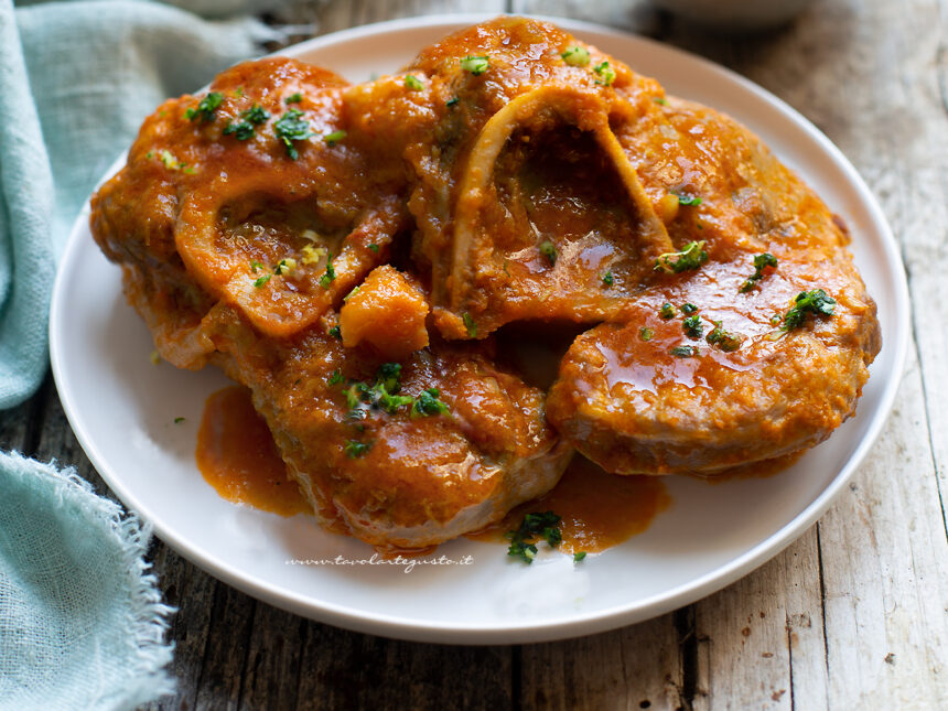 ossibuchi - ossobuco alla milanese - Ricetta di Tavolartegusto