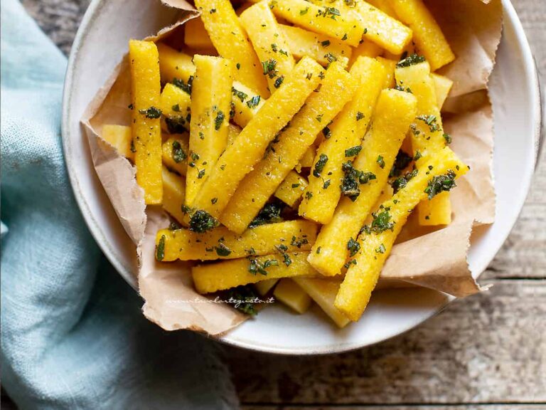 Polenta fritta la Ricetta perfetta, squisita e velocissima! (in tante