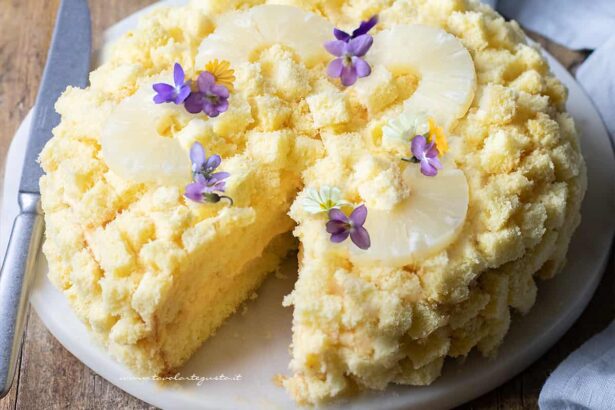 torta mimosa all'ananas - Ricetta di Tavolartegusto