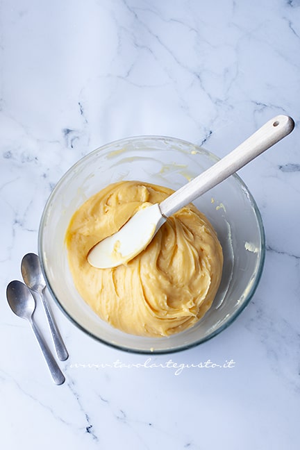 come fare le zeppole alla crema