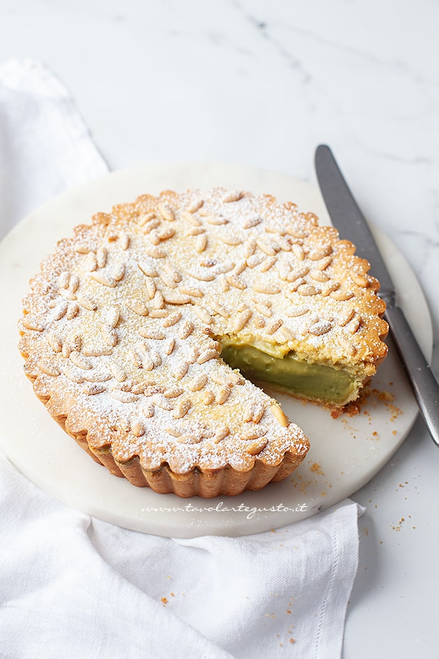 come fare la torta della nonna al pistacchio