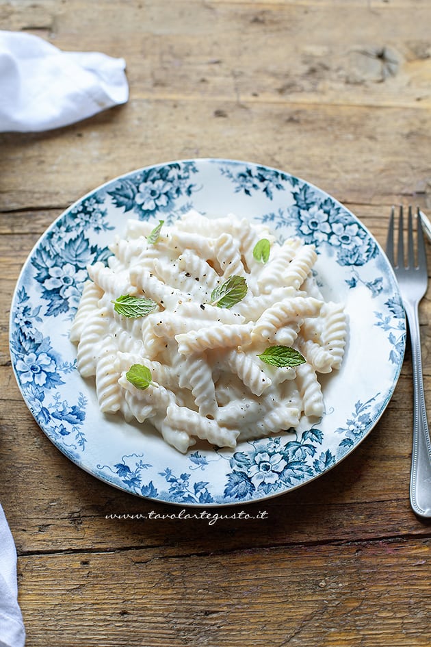 pasta con ricotta