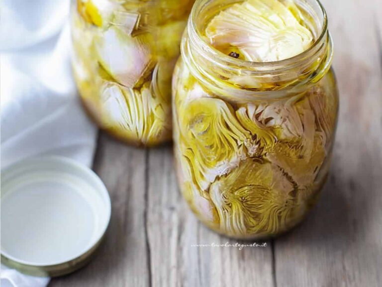 Carciofi sott'olio fatti in casa Ricetta e consigli per Carciofini