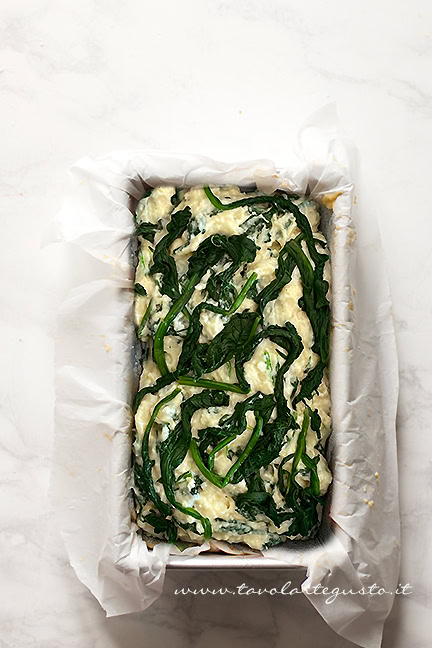 plumcake agli spinaci pronto da cuocere