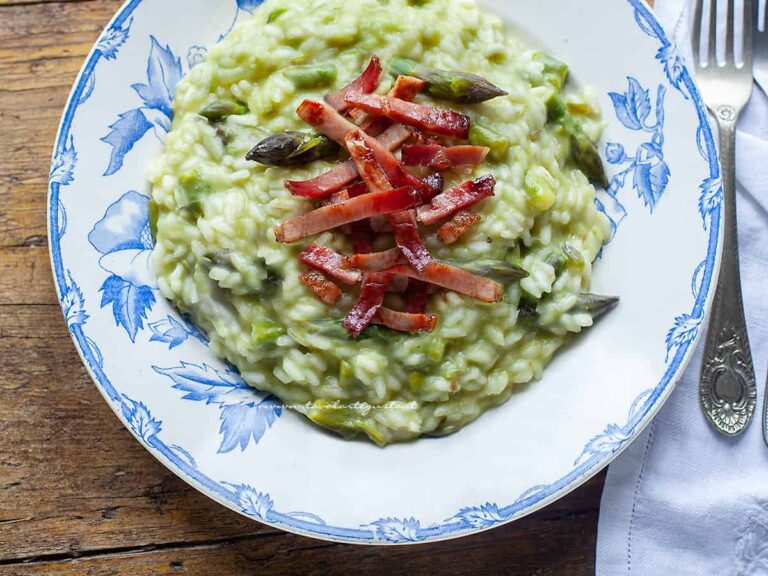 Risotto asparagi e speck (cremoso e saporito) Ricetta veloce