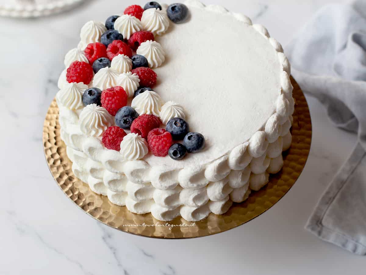 Torta chantilly: la Ricetta perfetta e facilissima per le occasioni  speciali!