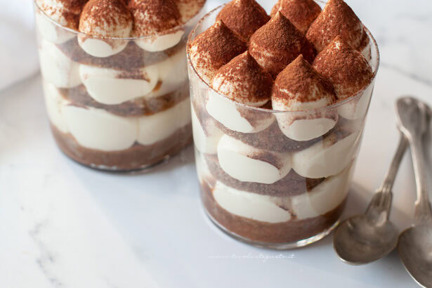 tiramisu al bicchiere