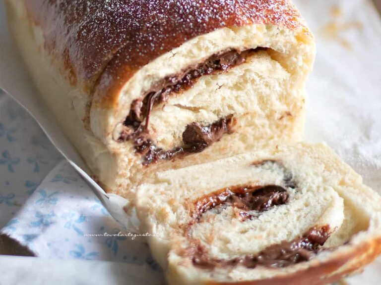 Brioche alla Nutella (soffice, con cuore cremoso) la Ricetta facilissima!