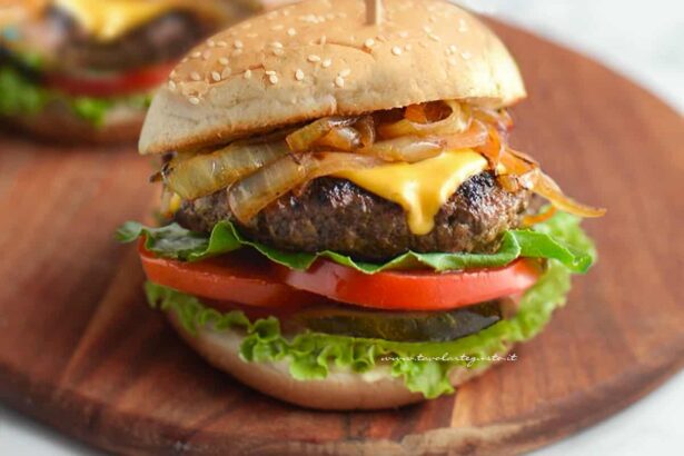 cheeseburger - Ricetta di Tavolartegusto