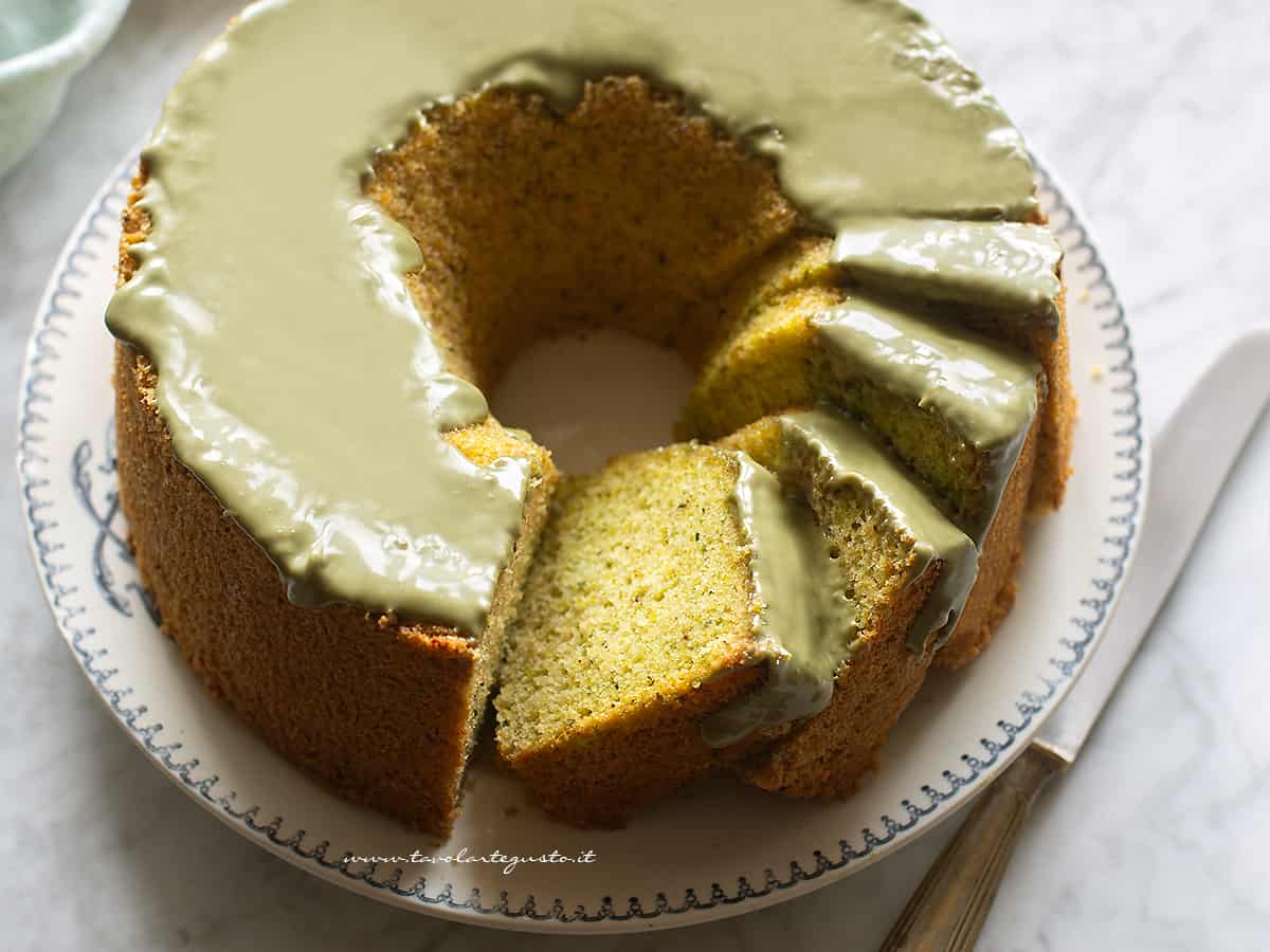 Chiffon cake al pistacchio (facile, super soffice e golosissima!)