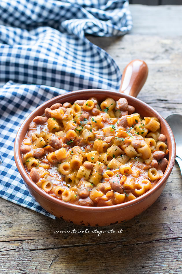 pasta fagioli e pancetta ricetta