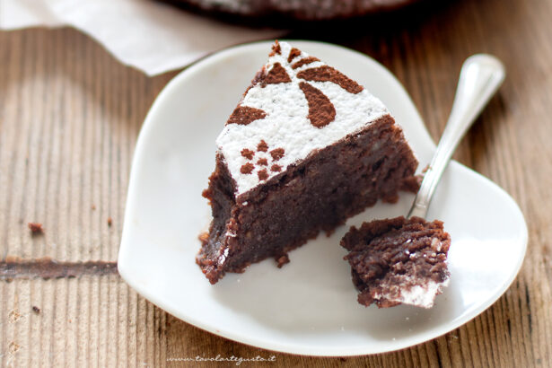 Fetta di Torta Caprese - Ricetta originale Torta Caprese