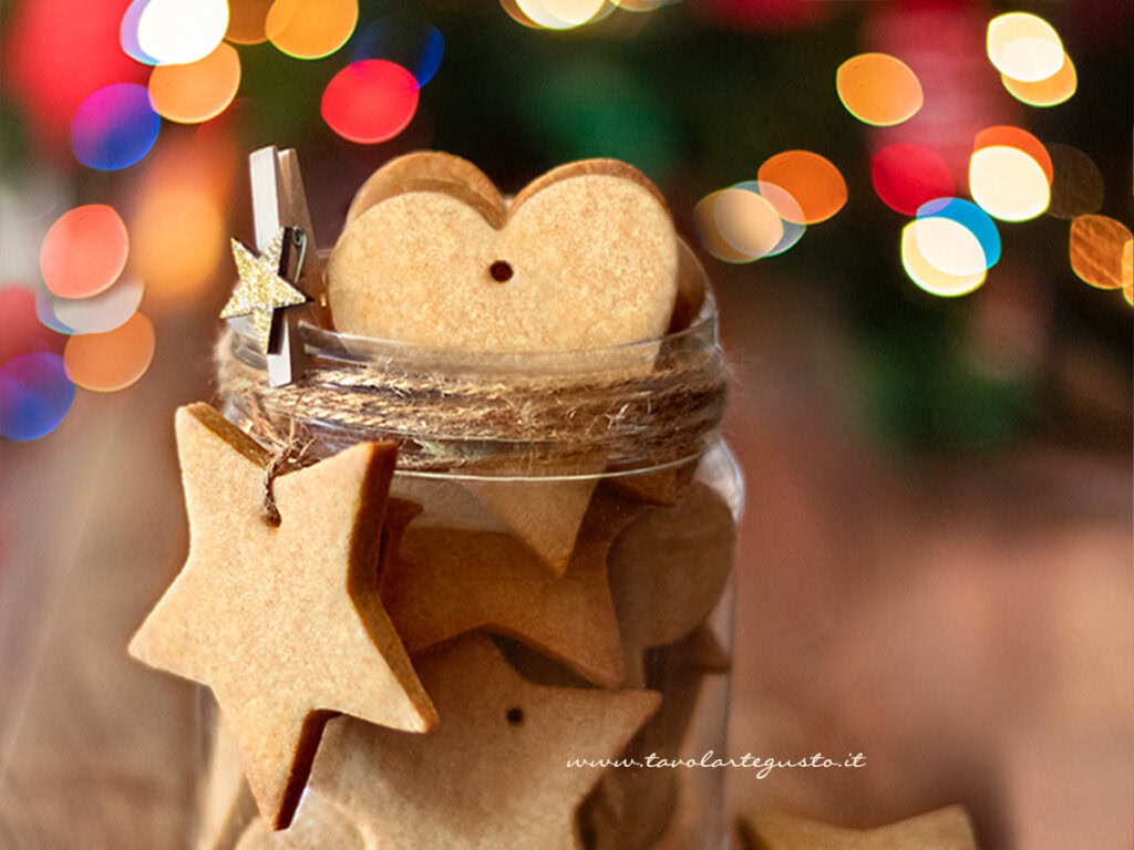 Biscotti alla cannella (semplici, friabili)