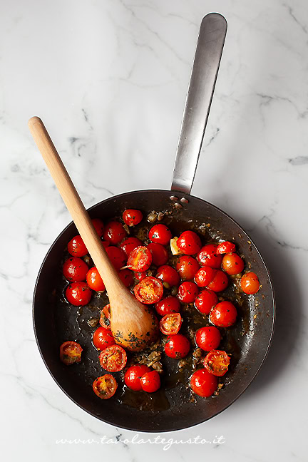 condimento per ravioli di pesce