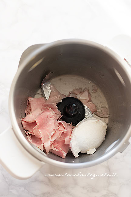 frullare la mousse al prosciutto cotto