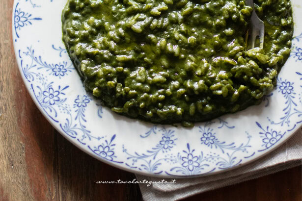 risotto agli spinaci - Ricetta di Tavolartegusto