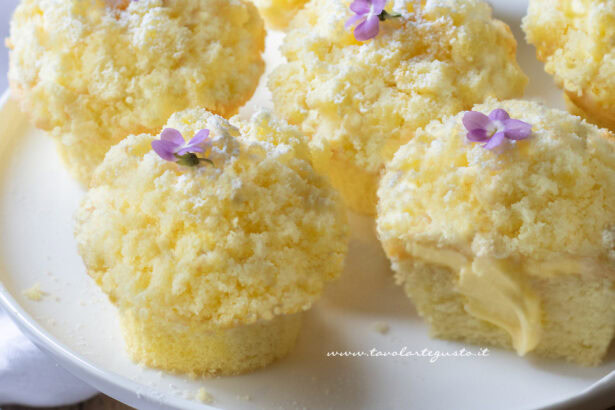 muffin mimosa - Ricetta di Tavolartegusto