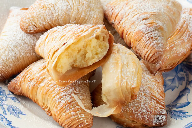 sfogliatelle - sfogliatelle ricce napoletane