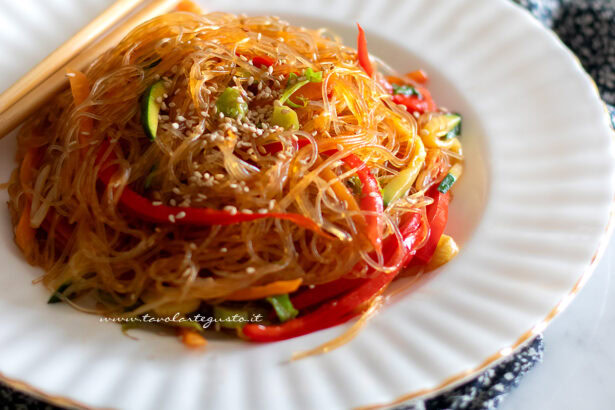 spaghetti di soia - spaghetti di soia con verdure