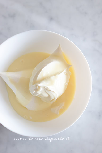 latte condensato e mascarpone per camy cream