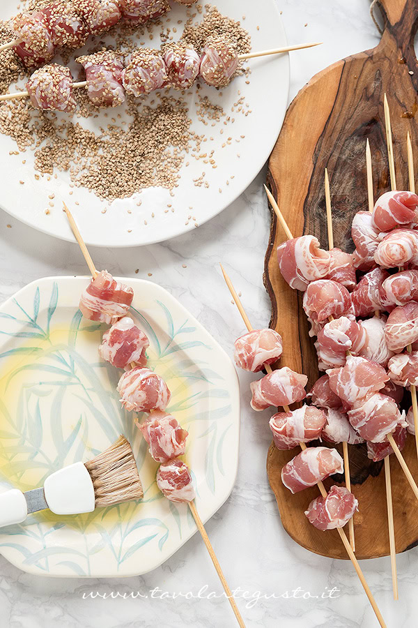 preparazione spiedini di pollo 2