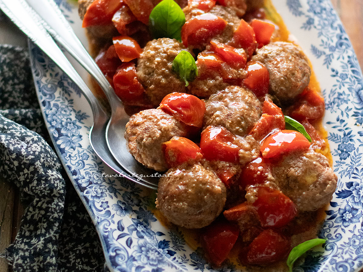Polpette allo scarpariello