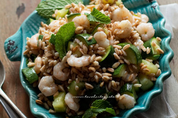 farro zucchine e gamberetti