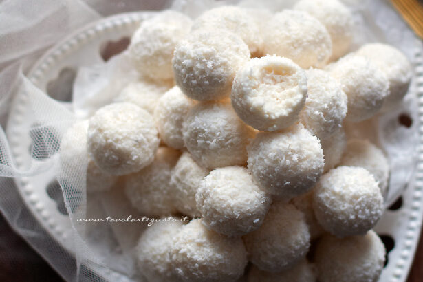 palline di cocco e ricotta