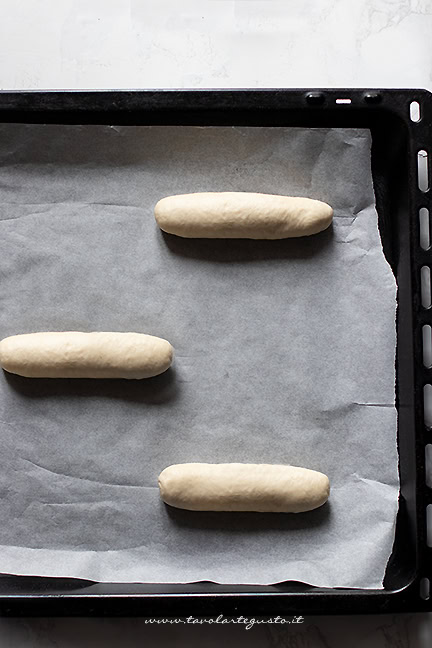 panini per hot dog in teglia