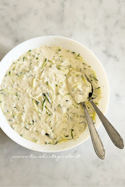 impasto per zeppole di zucchine - frittelle di zucchine