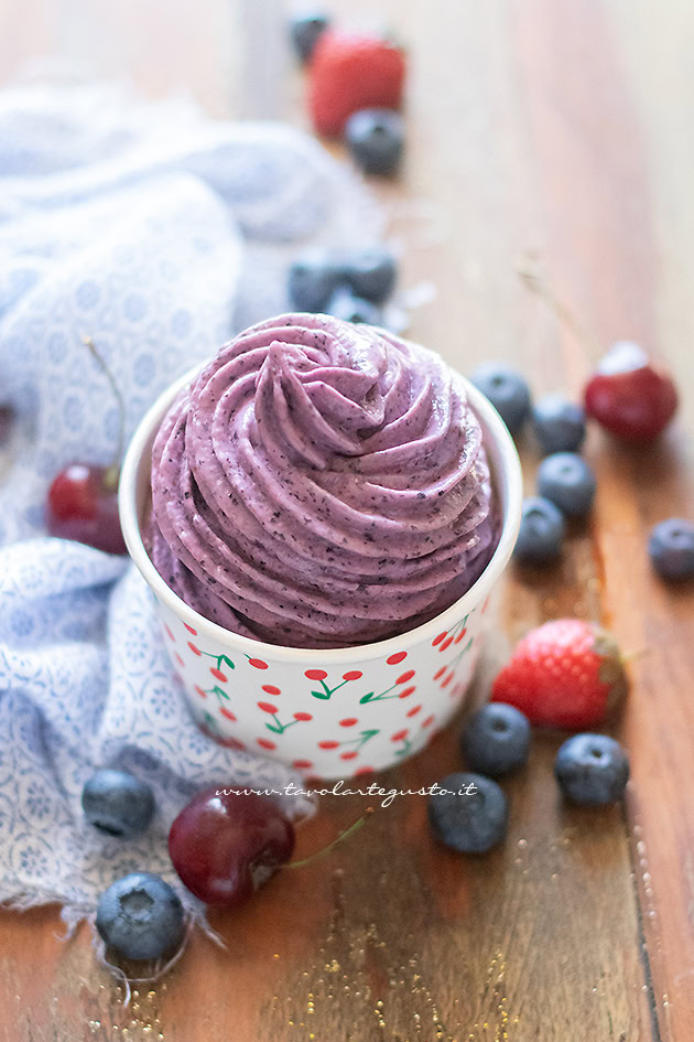 ricetta frozen yogurt senza zucchero