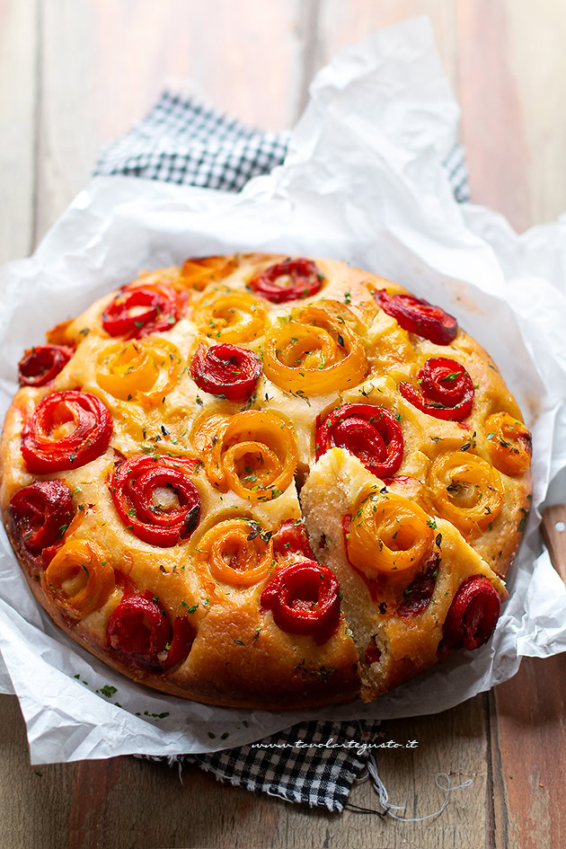 Torta salata con peperoni ricetta