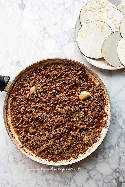preparare la moussaka
