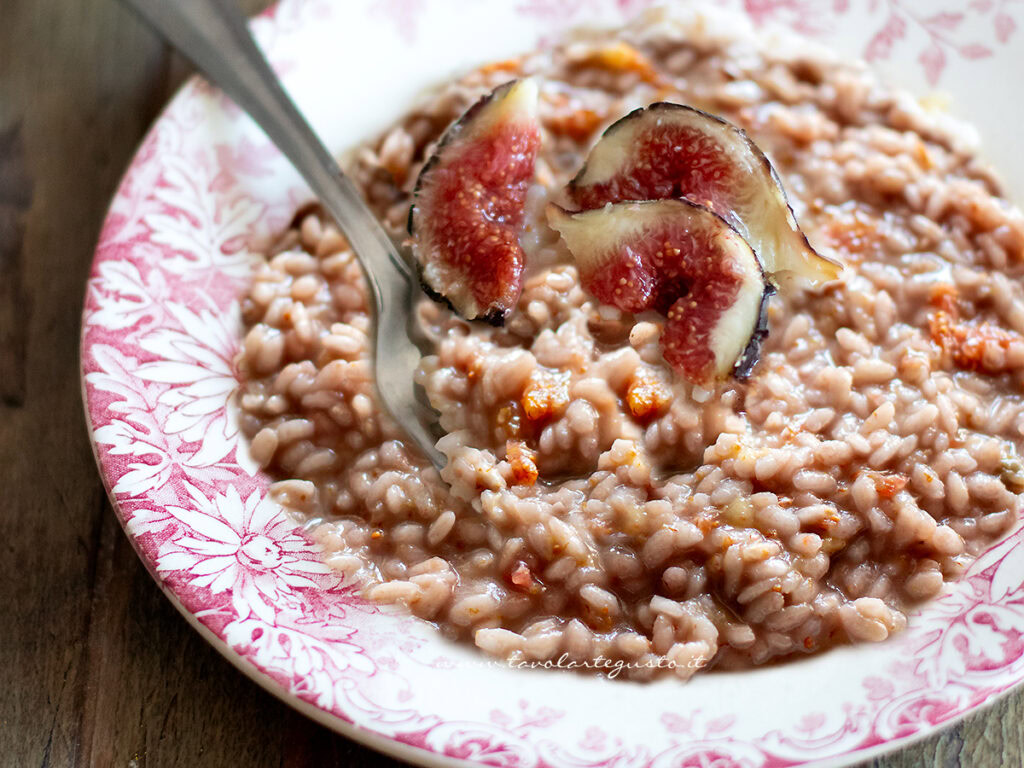 Risotto ai fichi (cremoso e saporito)