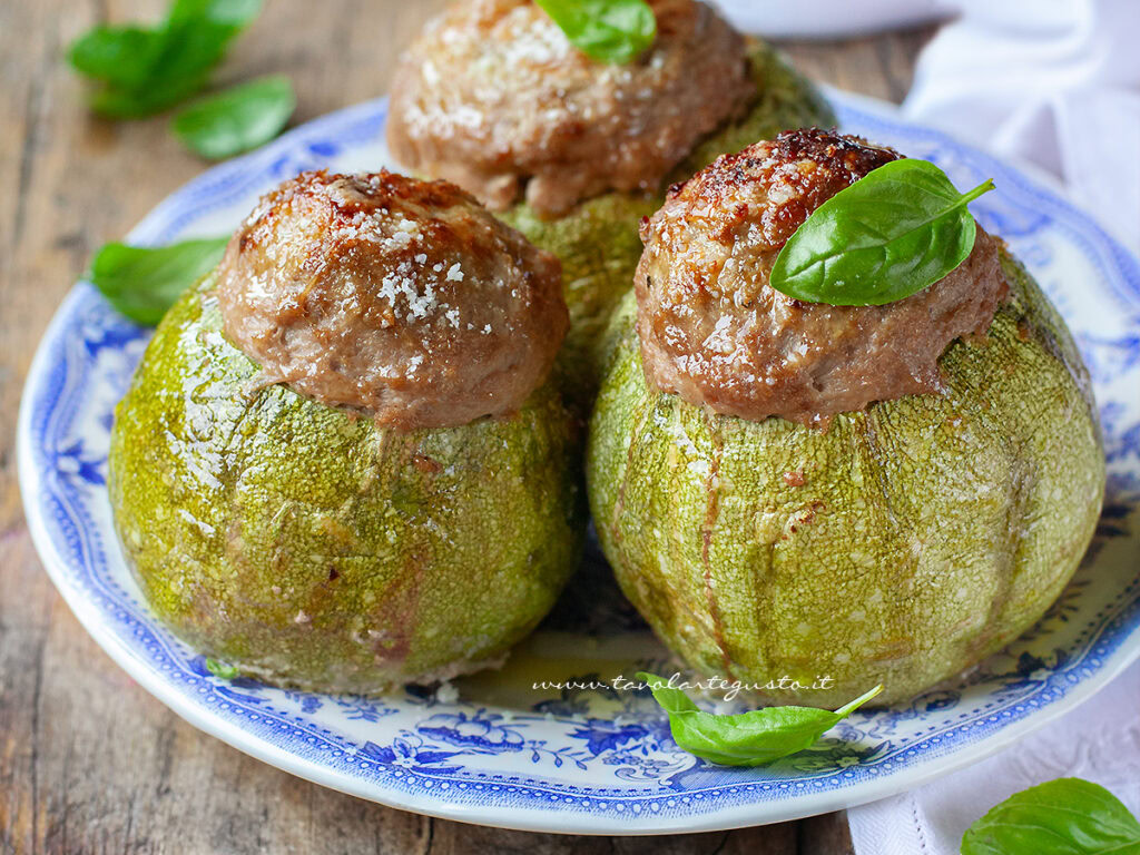 Zucchine tonde ripiene di carne (veloci)