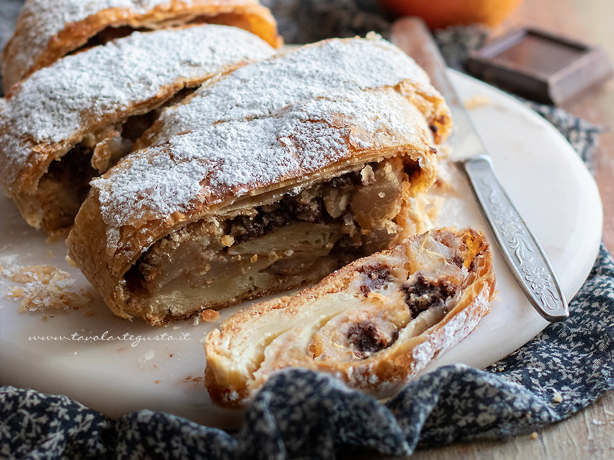 strudel pere e cioccolato