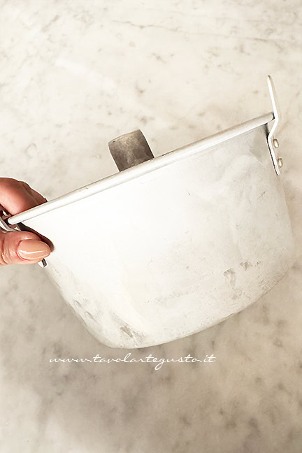 come utilizzare lo stampo da chiffon cake