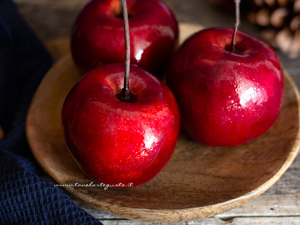 Mele caramellate : Ricetta originale, semplice