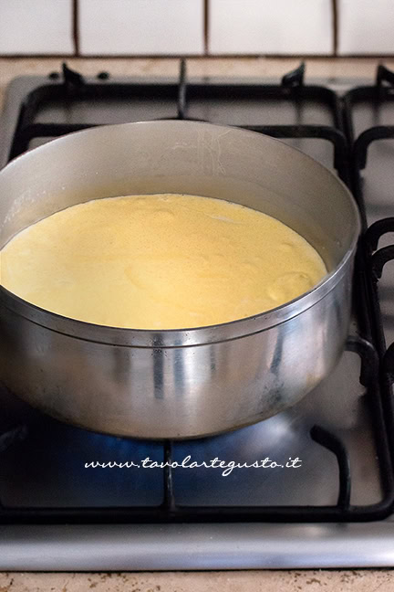 come cuocere la crema pasticcera
