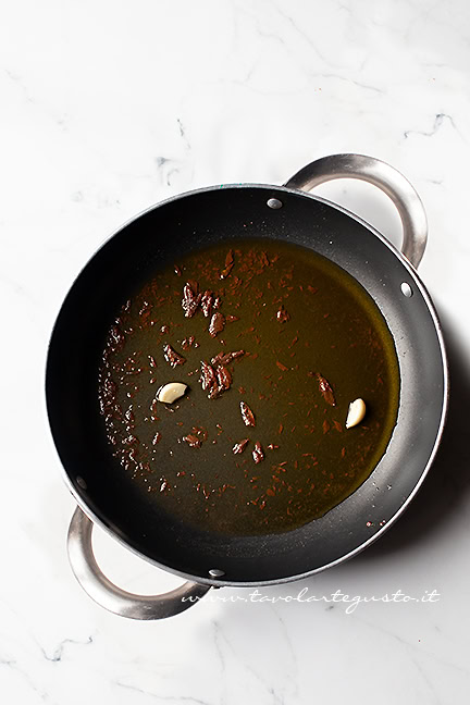 preparare le orecchiette alle cime di rapa
