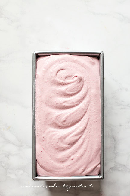 Gelato alla fragola senza gelatiera