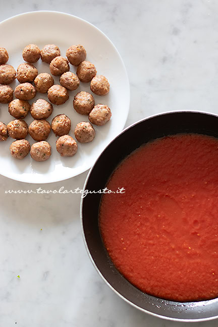 preparare gli spaghetti con le polpette