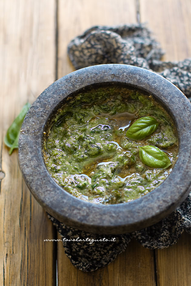 pesto alla genovese ricetta